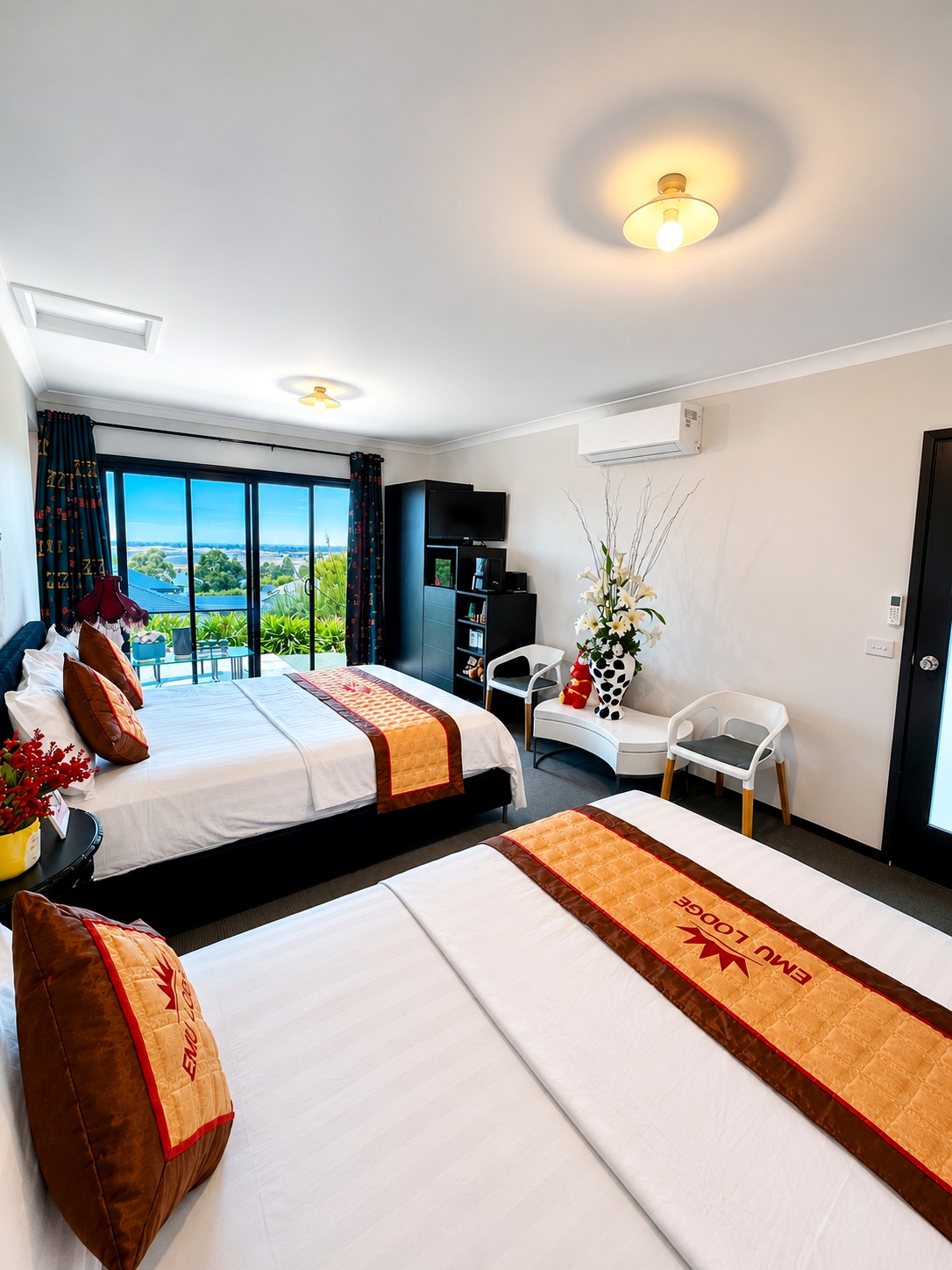 Belleview Studio bedroom with two queen beds